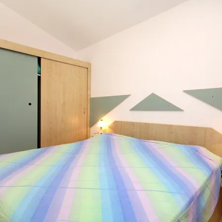 Appartement By The Sea Zdrelac, Pasman - 8406